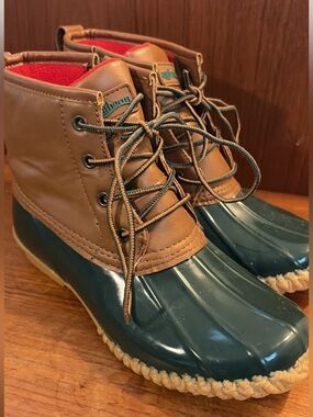 Aquatherm Waterproof Duck Boots in Brown and Green